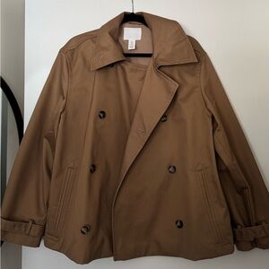 H&M women’s Cropped Double-Breasted Trench Coat